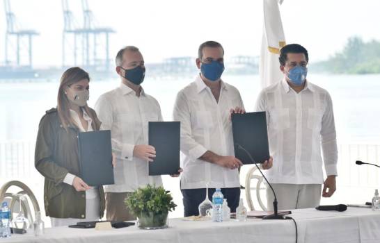 Turismo y el BID firman acuerdo para la protección de las costas de RD