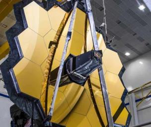 Aplazado el lanzamiento del telescopio James Webb Aplazado el lanzamiento del telescopio James Webb