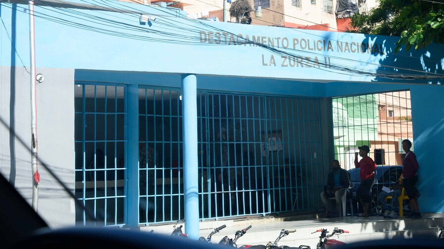 Sin luz ni internet: destacamentos en barrios limitan la atención a ciudadanos por fallas técnicas
