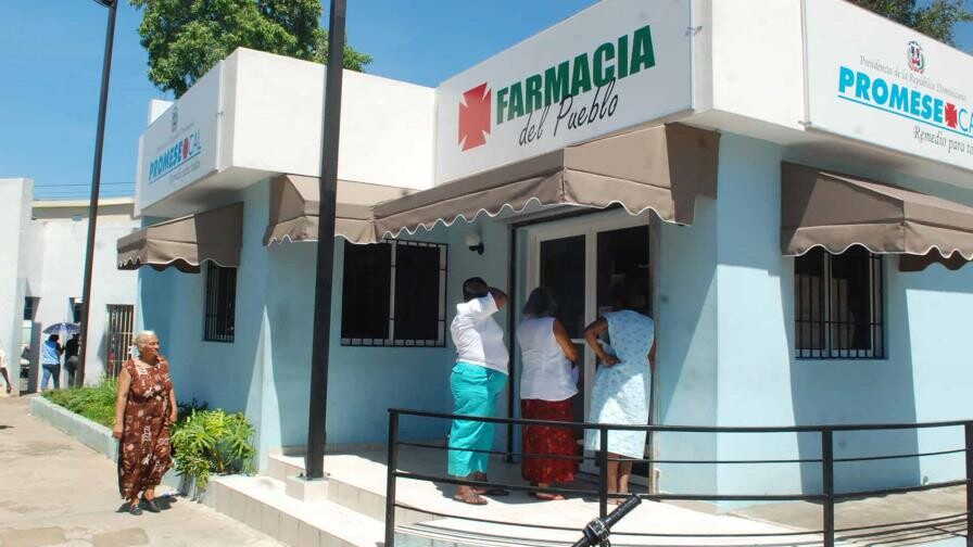 Farmacias del Pueblo comienzan a aceptar pagos con tarjetas