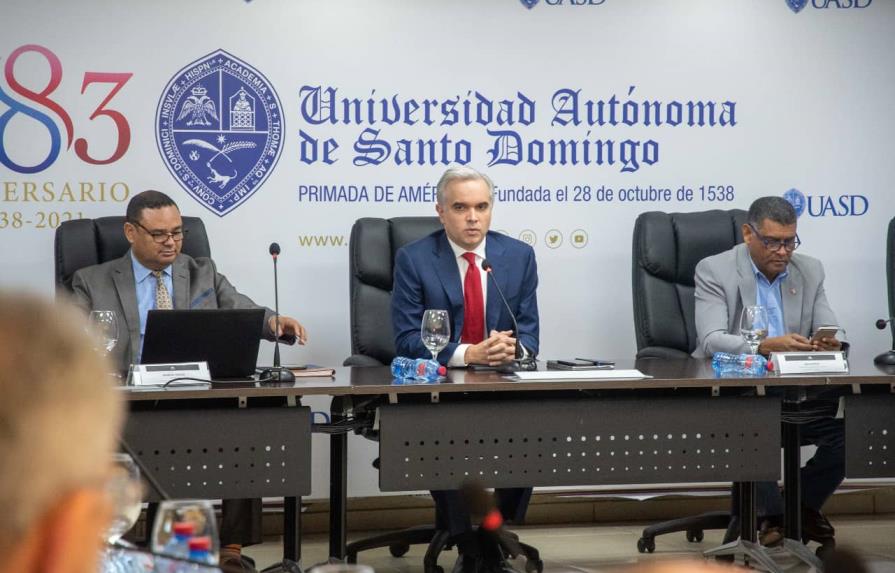 Partidos políticos no asisten a la mesa del CES sobre la Seguridad Social Partidos políticos no asisten a la mesa del CES sobre la Seguridad Social