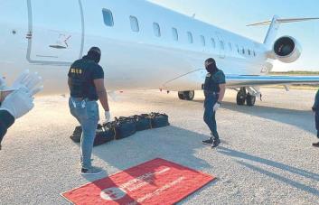Solicitarán coerción contra ocupantes de avión cargado de cocaína que aterrizó en Punta Cana