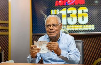 Hombre de 85 años se ganó la Loto 10 veces al combinar los mismos números