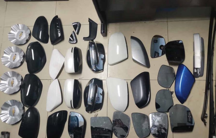 Robo de accesorios de vehículos a la orden del día, PN apresa integrantes de banda Robo de accesorios de vehículos a la orden del día, PN apresa integrantes de banda