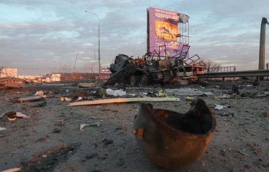 Unos 50 muertos, incluidos 5 niños, en ataque a la estación de tren ucraniana