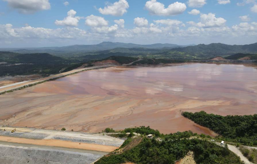 Ambientalista ve poca transparencia en tema de Barrick y su presa de colas