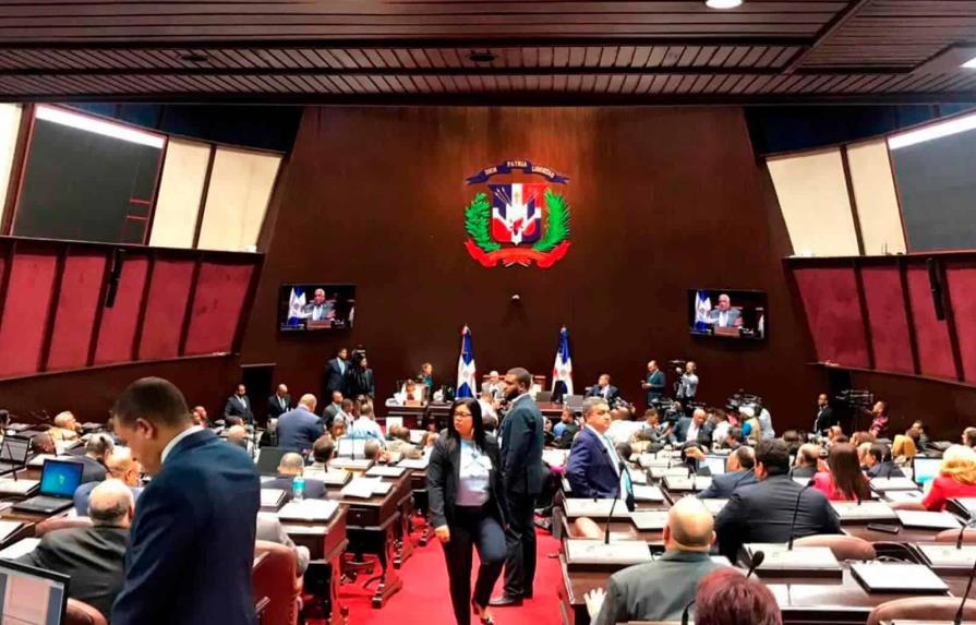 Someten proyecto de ley para atender vulnerabilidad de empleados desvinculados