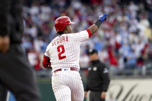 Video: Jean Segura conectó su primer cuadrangular y los Filis vencieron a los Atléticos Video: Jean Segura conectó su primer cuadrangular y los Filis vencieron a los Atléticos