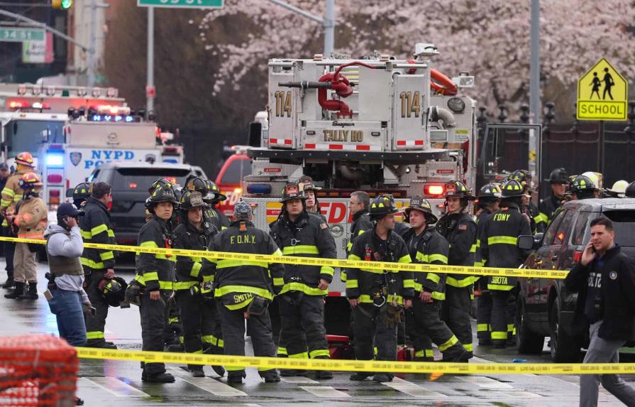 Al menos cinco heridos durante posible atentado en tren de Brooklyn