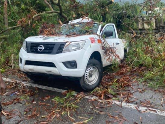 Un lesionado tras patana impactar camioneta de la Unidad de Asistencia Vial Un lesionado tras patana impactar camioneta de la Unidad de Asistencia Vial