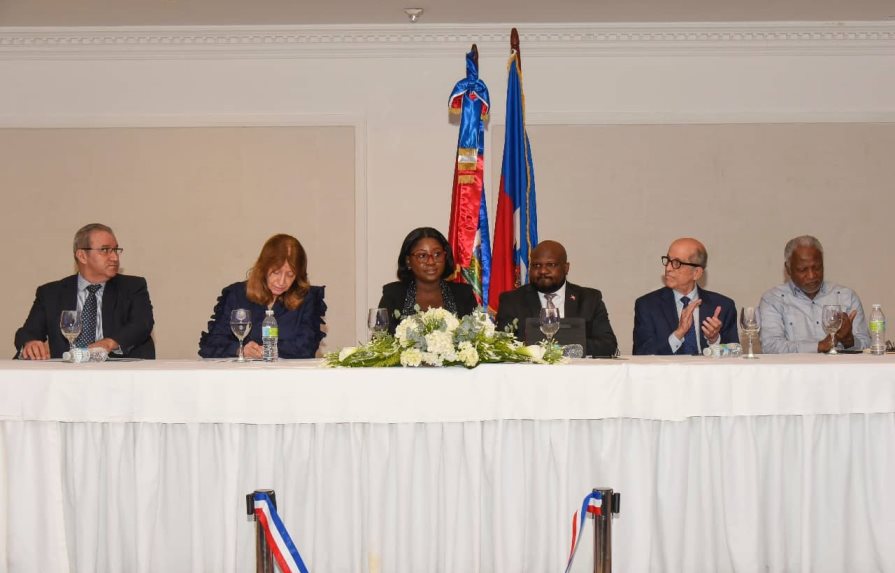 Celebran décima versión de la Semana de la Diáspora Haitiana en RD Celebran décima versión de la Semana de la Diáspora Haitiana en RD
