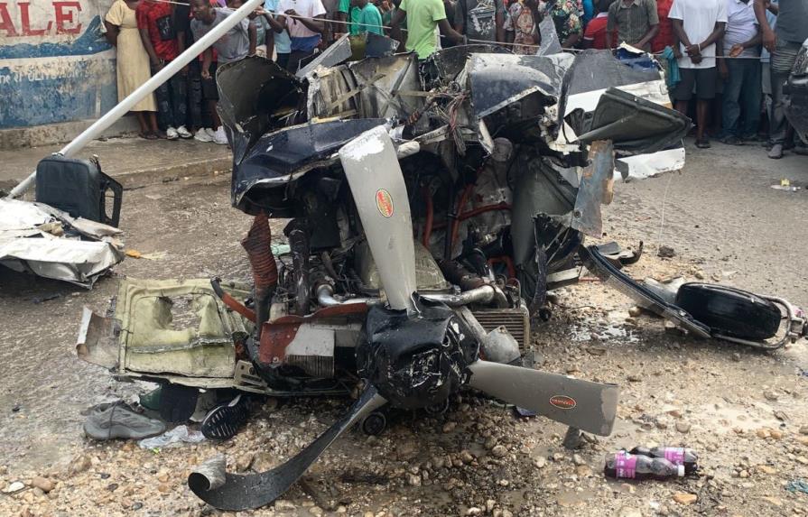 Un avión pequeño se accidenta en zona urbana de Puerto Príncipe