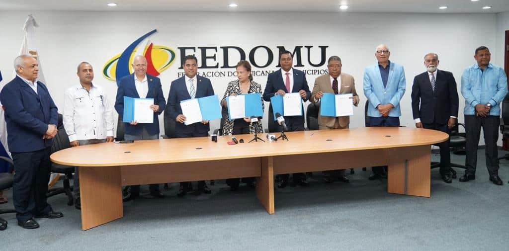 Partidos ratifican acuerdo para respetar “regla de oro” en las alcaldías Partidos ratifican acuerdo para respetar “regla de oro” en las alcaldías