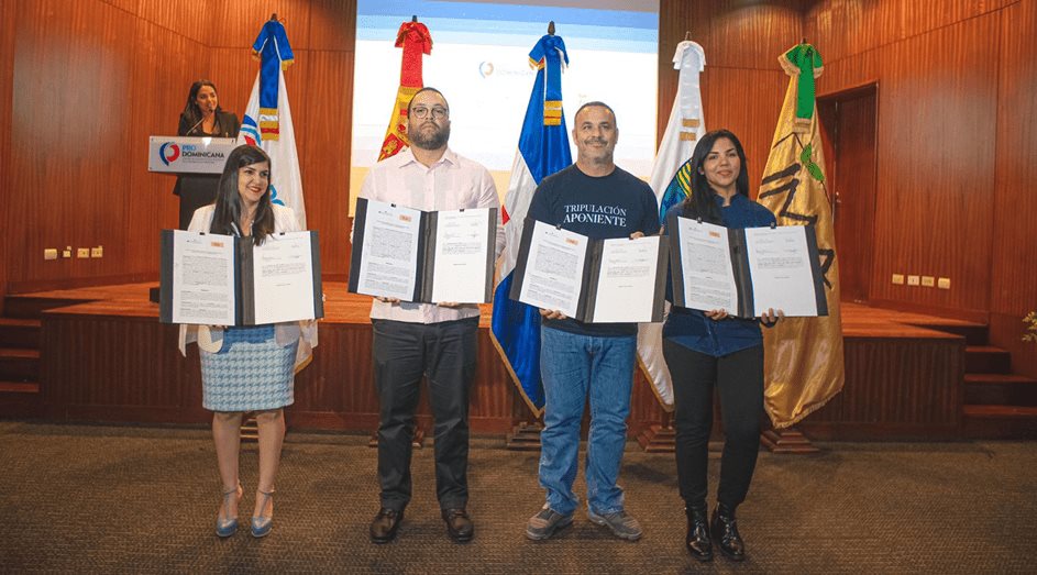 Firman acuerdo con el chef Ángel León por la sostenibilidad de los mares Firman acuerdo con el chef Ángel León por la sostenibilidad de los mares