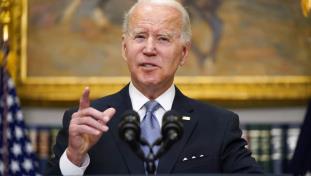 EEUU prohíbe a los barcos rusos atracar en sus puertos o acceder a sus costas