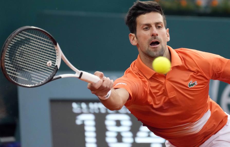 Djokovic pasa a semifinales en Belgrado después de ceder un set Djokovic pasa a semifinales en Belgrado después de ceder un set