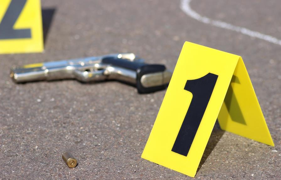 Identifican a tres hombres muertos durante tiroteo en Santiago Identifican a tres hombres muertos durante tiroteo en Santiago