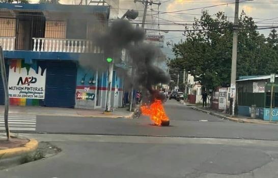 Pueblos del Cibao se encuentran militarizados previo a llamado a huelga los días 25 y 26 de abril Pueblos del Cibao se encuentran militarizados previo a llamado a huelga los días 25 y 26 de abril