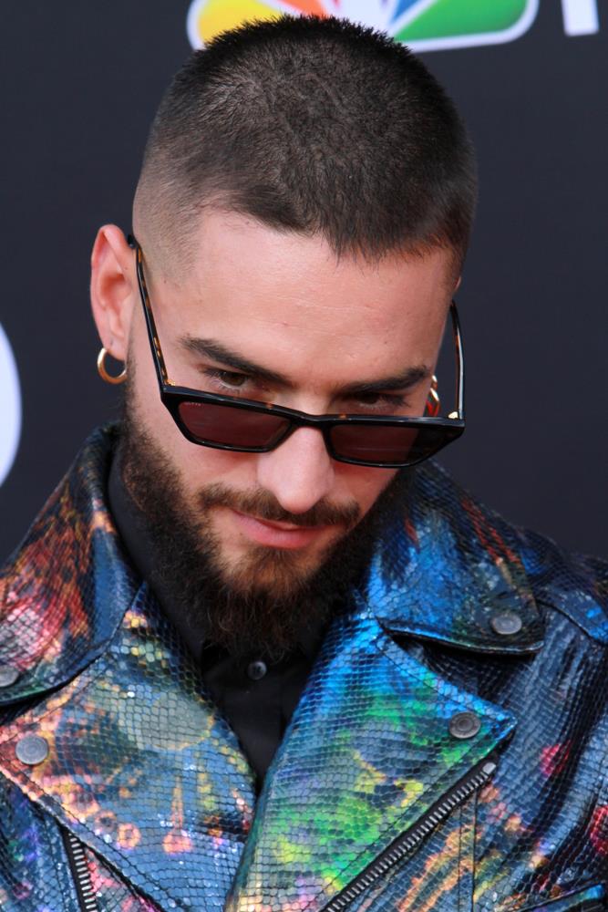Maluma subió la temperatura al mostrar su marcado abdomen Maluma subió la temperatura al mostrar su marcado abdomen