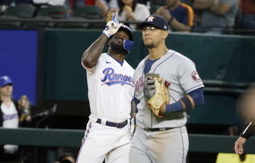 Semien y Seager remolcan para Texas, ganan a los Astros Semien y Seager remolcan para Texas, ganan a los Astros