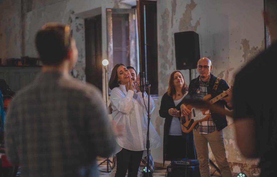 Cantantes cristianos Arisa, Yamilka Aristy y Artelis lanzan “Pentecostés” Cantantes cristianos Arisa, Yamilka Aristy y Artelis lanzan “Pentecostés”