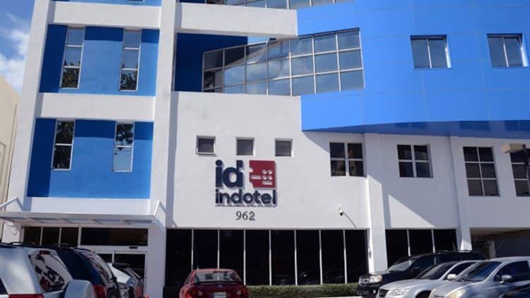 Indotel cierra seis emisoras, 25 revendedores de internet y un canal de televisión ilegales