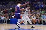 Los Mavericks de Doncic emboscan a Suns y se acercan en playoffs de NBA