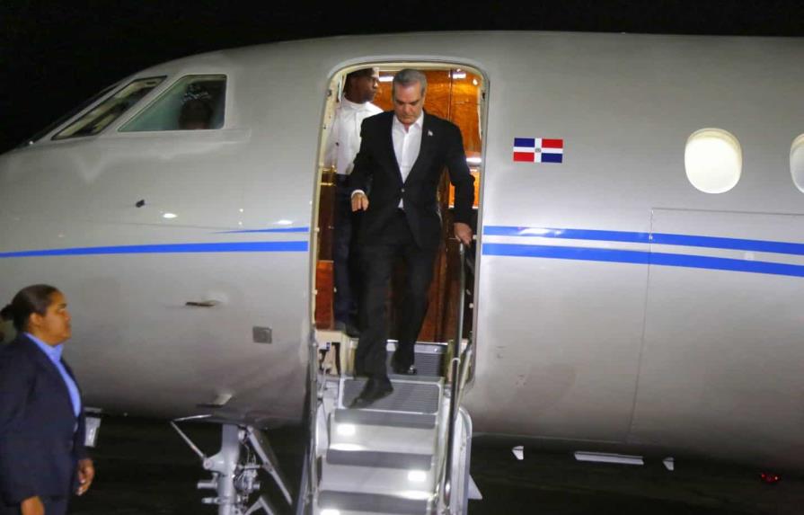 Presidente Abinader llega al país desde Costa Rica Presidente Abinader llega al país desde Costa Rica