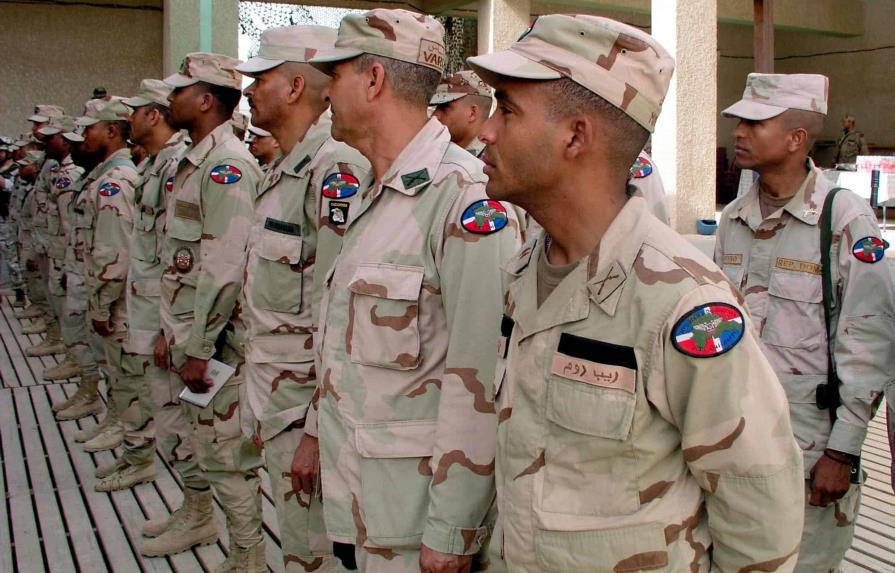 Militares dominicanos que fueron a Irak aún esperan pago de viáticos