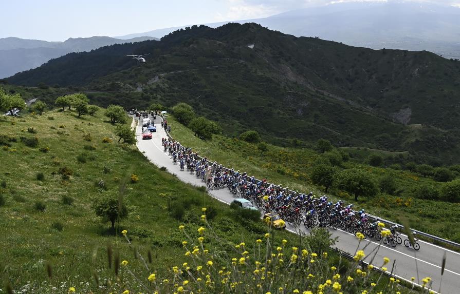 Demare se impone al sprint y Juan Pedro López retiene la maglia rosa Demare se impone al sprint y Juan Pedro López retiene la maglia rosa
