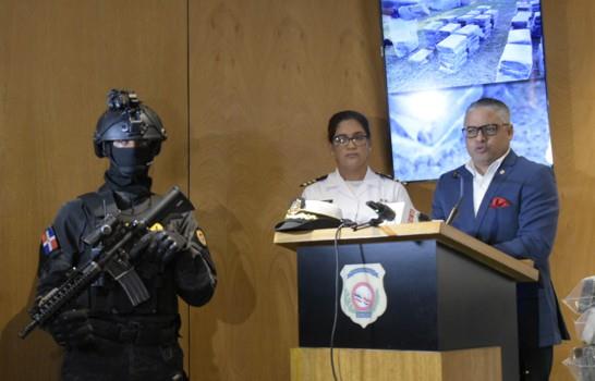 La DNCD decomisa 659 paquetes de droga en costas de Peravia La DNCD decomisa 659 paquetes de droga en costas de Peravia