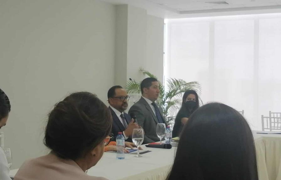 Culminó la mesa de discusión de la reforma constitucional Culminó la mesa de discusión de la reforma constitucional