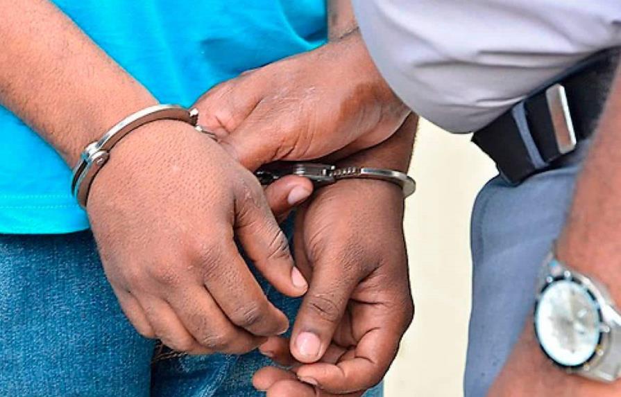 Imponen prisión preventiva a alegado cabecilla de red de narcotráfico en la provincia Duarte Imponen prisión preventiva a alegado cabecilla de red de narcotráfico en la provincia Duarte