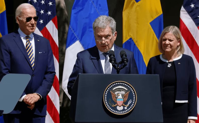 Finlandia y Suecia piden a Turquía que no vete su entrada en la OTAN Finlandia y Suecia piden a Turquía que no vete su entrada en la OTAN