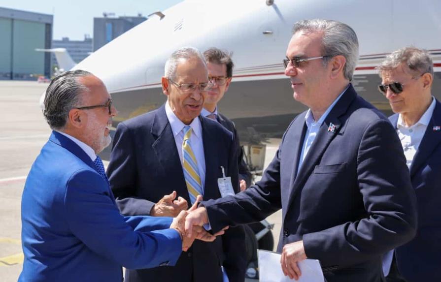 Abinader llega a Suiza para participar en Asamblea de la Salud y Foro Económico Abinader llega a Suiza para participar en Asamblea de la Salud y Foro Económico