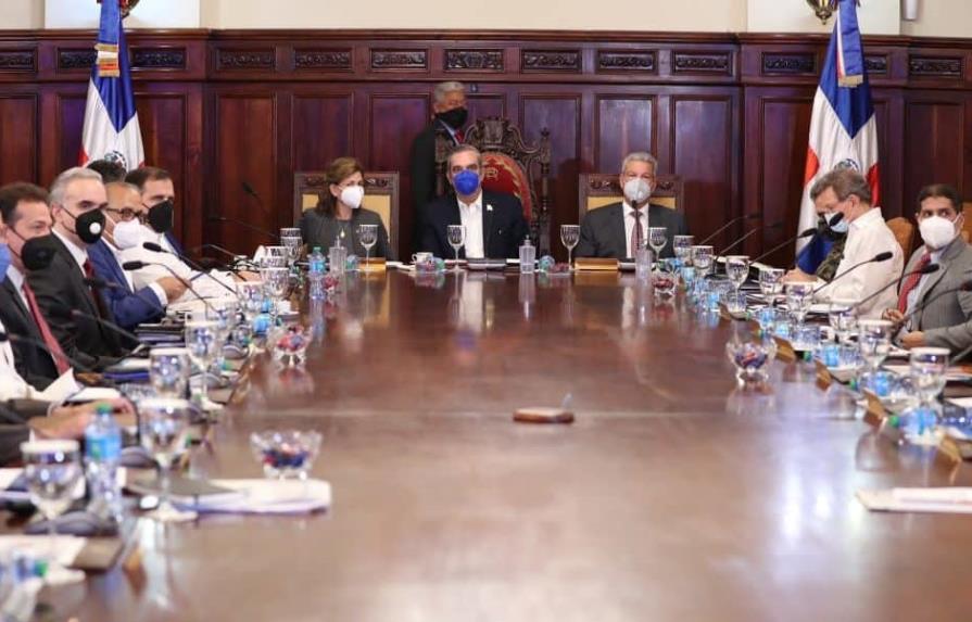 Esto fue lo que hicieron los funcionarios en las provincias tras orden del presidente Abinader Esto fue lo que hicieron los funcionarios en las provincias tras orden del presidente Abinader