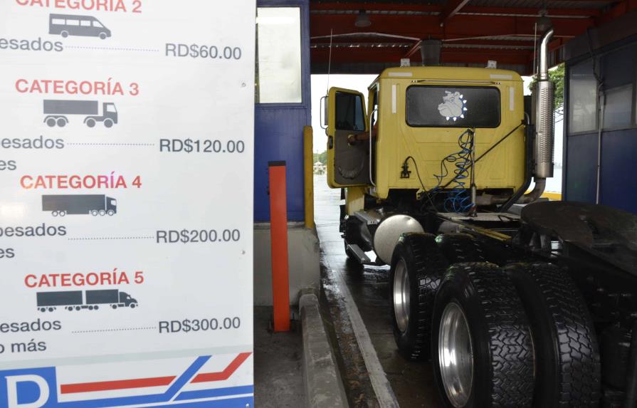 Aumenta uso de carril exclusivo de paso rápido en estaciones de peaje Aumenta uso de carril exclusivo de paso rápido en estaciones de peaje