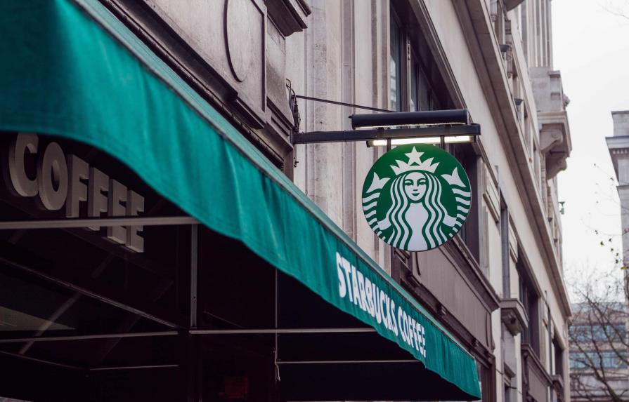Starbucks abandona definitivamente Rusia y cierra 130 locales bajo su marca Starbucks abandona definitivamente Rusia y cierra 130 locales bajo su marca