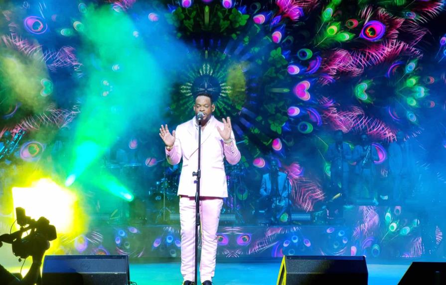 Yiyo Sarante celebra con éxito su décimo aniversario en el Teatro United Palace de NY Yiyo Sarante celebra con éxito su décimo aniversario en el Teatro United Palace de NY