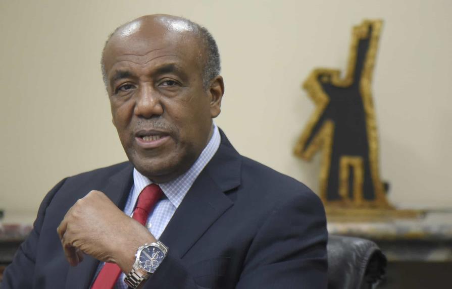 Ministro de Energía garantiza estabilidad eléctrica en RD a finales de mayo Ministro de Energía garantiza estabilidad eléctrica en RD a finales de mayo