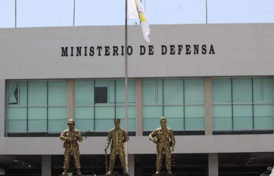 Ministerio de Defensa aumenta salario a más de ocho mil a militares pensionados