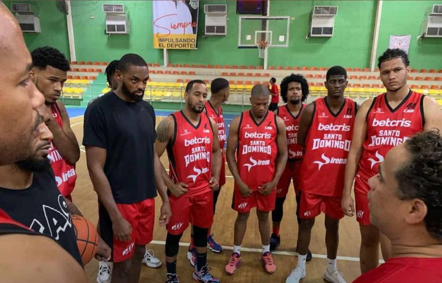 Ruddy Martínez satisfecho con nivel de Leones al llegar inicio torneo LNB Ruddy Martínez satisfecho con nivel de Leones al llegar inicio torneo LNB
