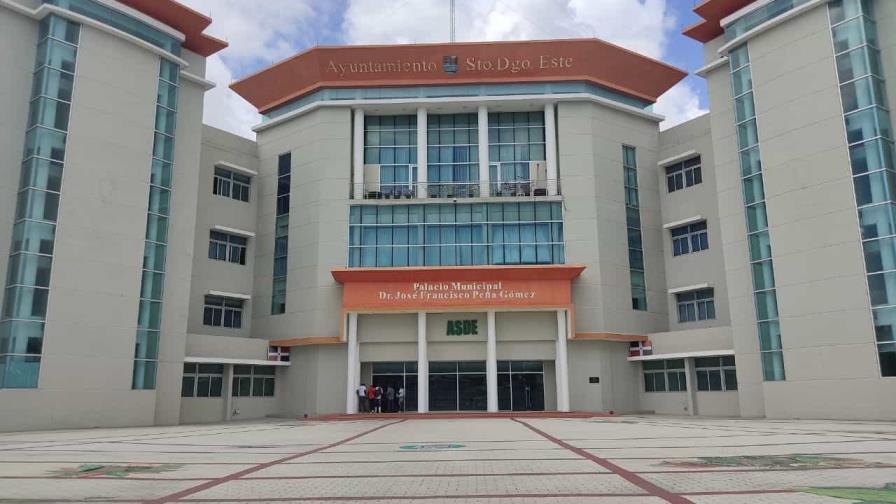 Ayuntamiento de SED inicia entrega de prestaciones laborales a exempleados