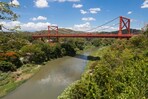 Hombre de 72 años se lanza a río desde el puente Hermanos Patiño en Santiago Hombre de 72 años se lanza a río desde el puente Hermanos Patiño en Santiago