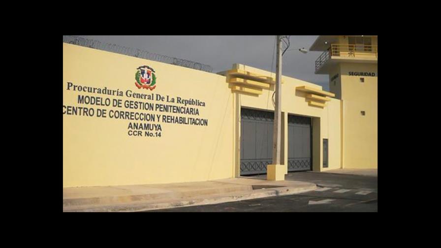 Investigan agresión a dos agentes penitenciarios en cárcel de Anamuya en Higüey