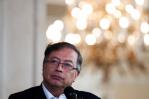 Gustavo Petro califica de “exabrupto” la detención de Pedro Castillo en Perú