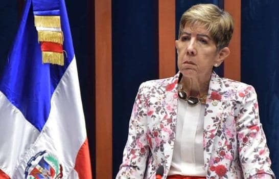 Ginnette Bournigal dice que Antonio Taveras “huyó del partido que le dio un cargo”
