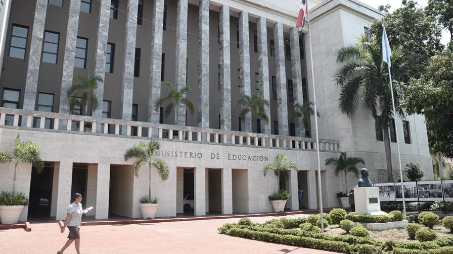 La propuesta de fusión Minerd-Mescyt se discutirá en el Consejo Económico y Social La propuesta de fusión Minerd-Mescyt se discutirá en el Consejo Económico y Social