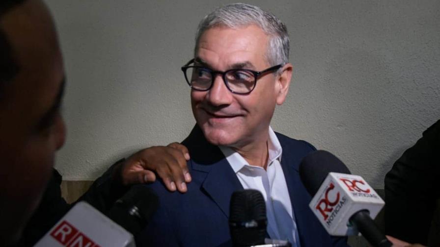 Gonzalo Castillo anuncia que Estados Unidos le restituyó su visa y agradece a Donald Trump