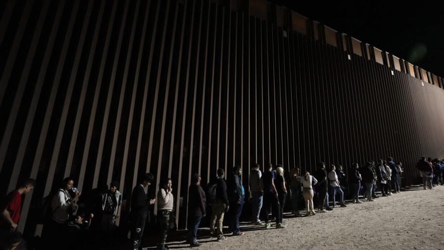 EE. UU. retoma la construcción de muro fronterizo de 100 kilómetros entre Arizona y México